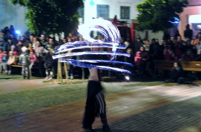 Vezi imaginea la marimea originala