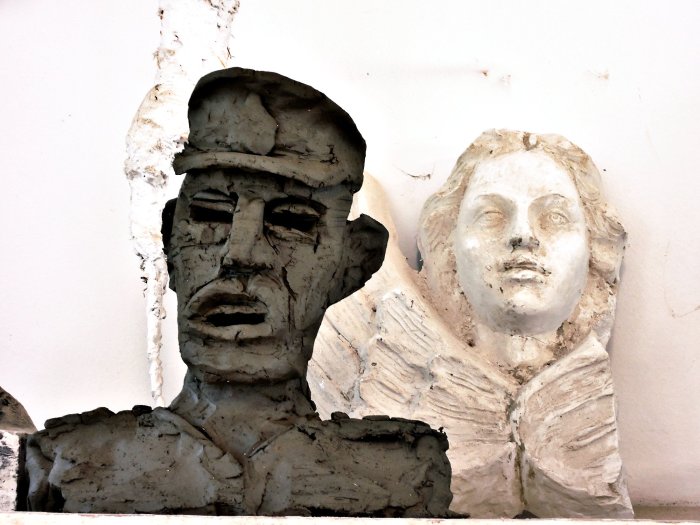 Vezi imaginea la marimea originala